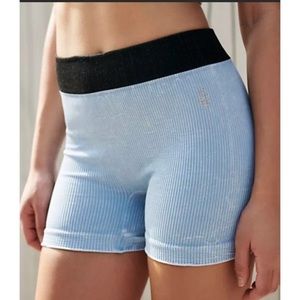 Free People || NWT || Vintage Clear Skies Prajna Activewear Seamless Shorts
